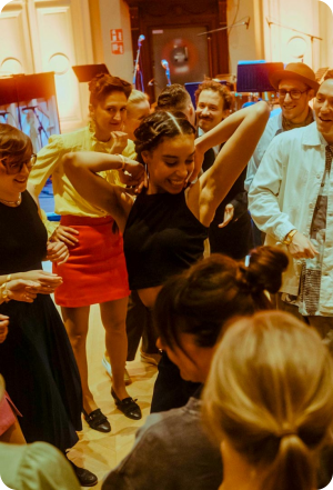 Hannah Lane [photo credit: Julia Sobron (@juliasobron)]